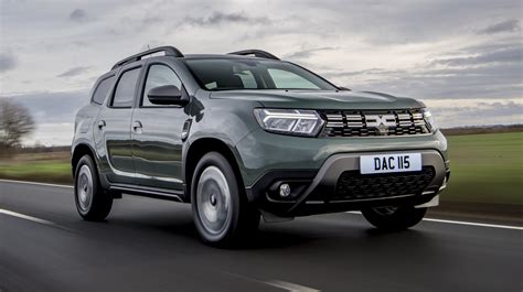 dacia duster hybrid 2023 prezzo